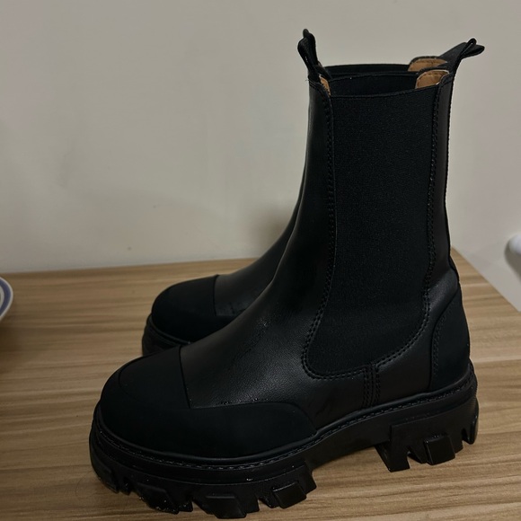Ganni Mid Chelsea Boots - Picture 3 of 5